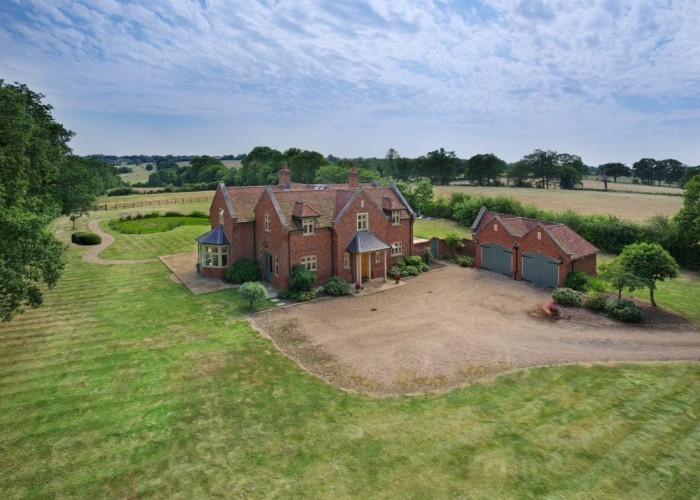 1. House / Cottage Exterior