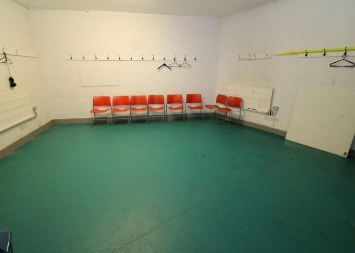 6. Changing Rooms