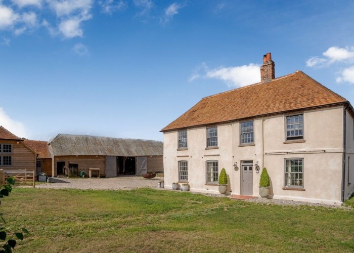 1. House / Cottage Exterior