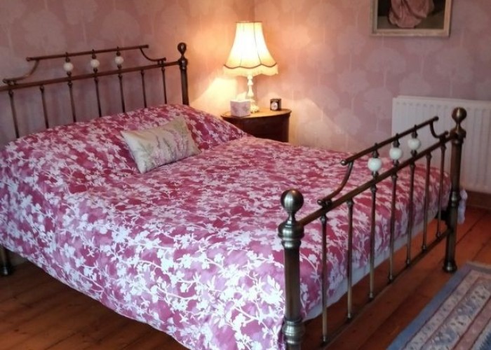 4. Bedroom (Double)