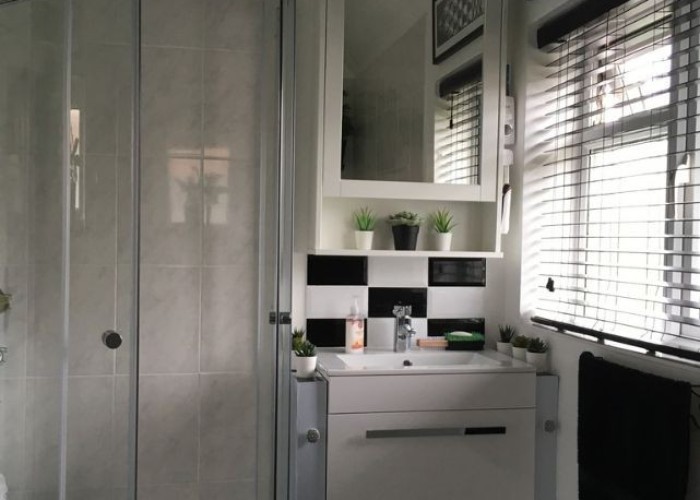 17. Bathroom