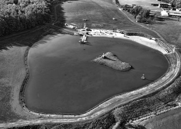15. Lake / Pond