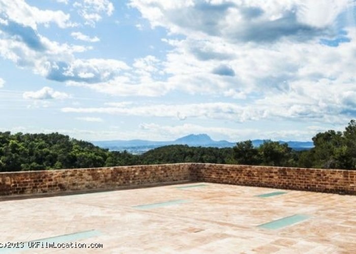 4. Patio / Veranda