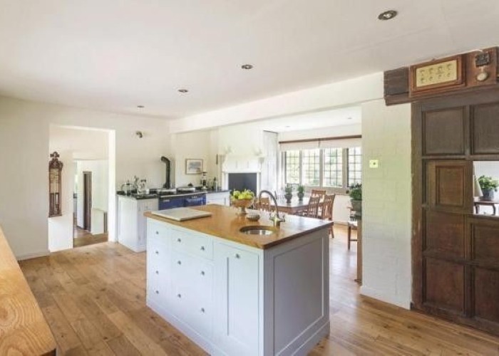3. Kitchen (Modern), Kitchen With Table, Kitchen (White units)