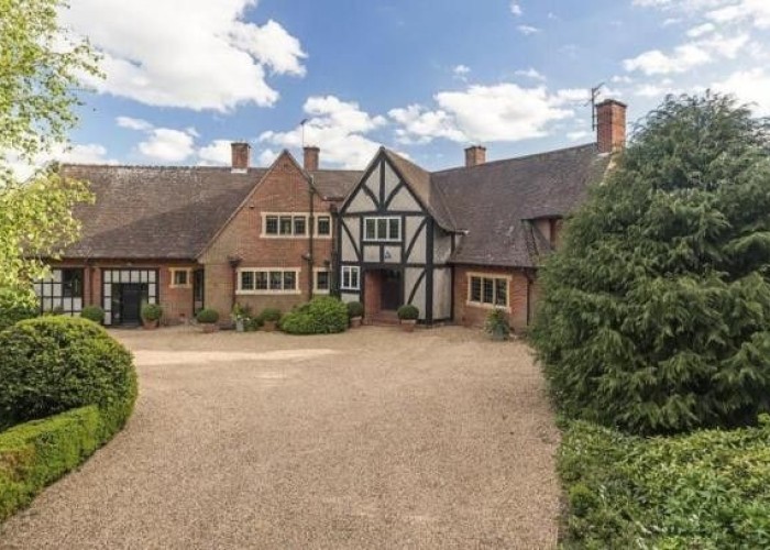 2. Exterior, Driveway