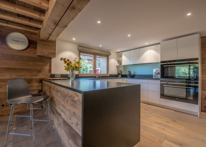8. Kitchen (With Island), Kitchen (Modern)