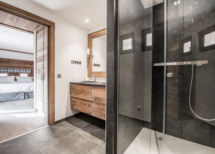 16. Bathroom