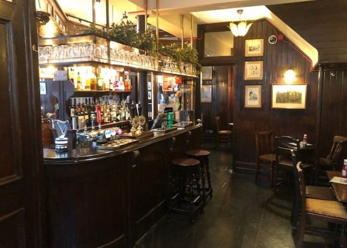 1. Pub / Bar