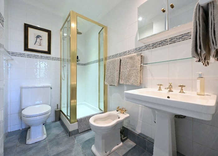 13. Bathroom