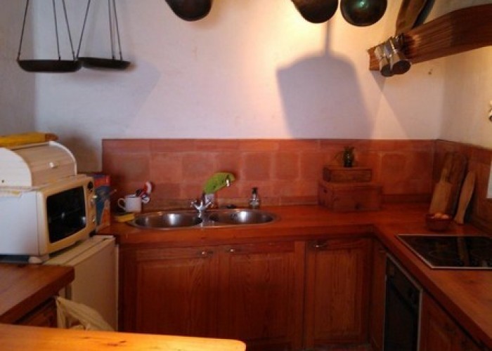 8. Kitchen (Wooden Units)