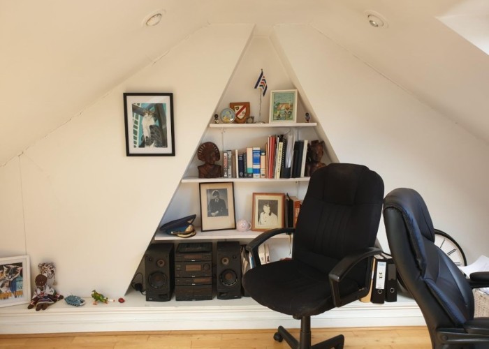 28. Home Office / Study