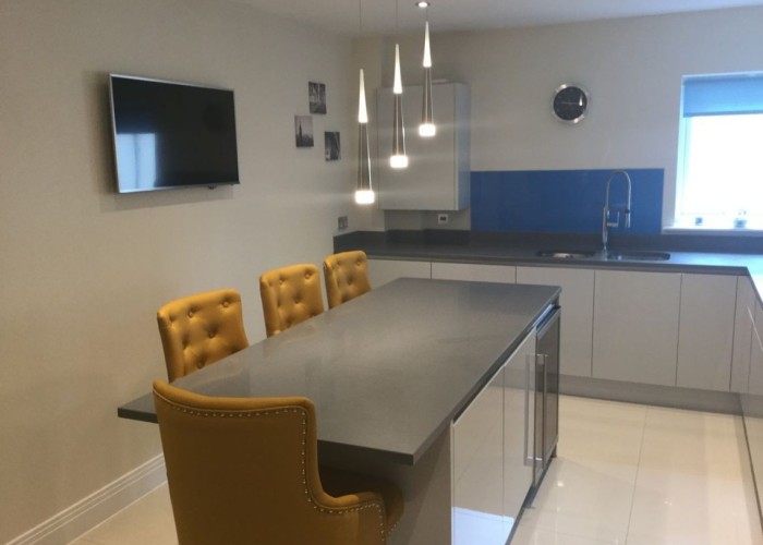5. Kitchen (With Island)