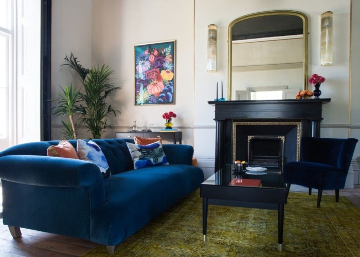1. Livingroom, Coronavirus-Friendly
