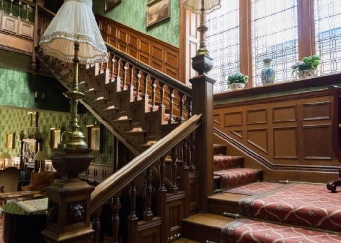 8. Stairway