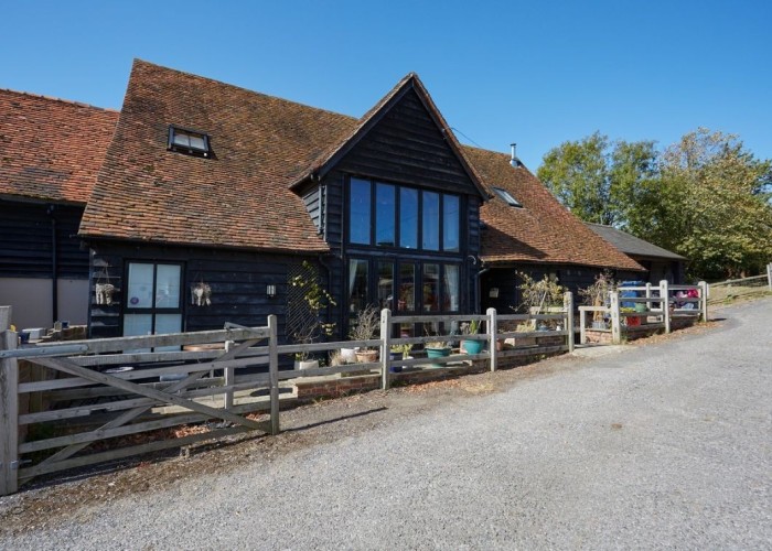 1. Exterior, Coronavirus-Friendly