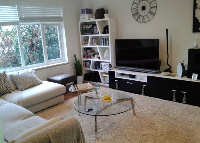 6. Livingroom