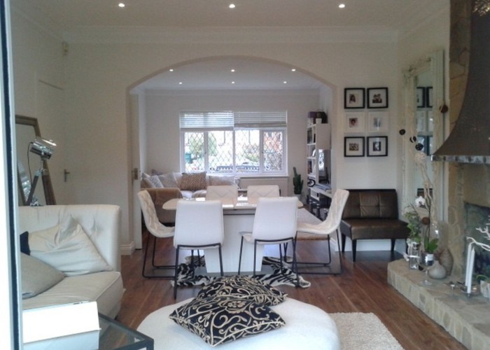 8. Diningroom