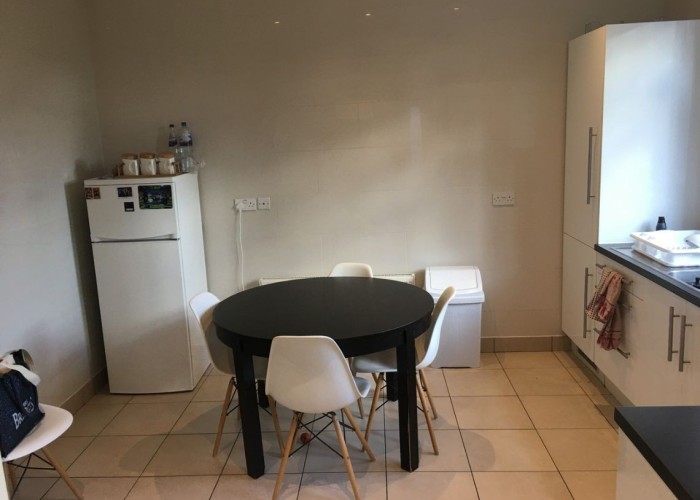 4. Kitchen With Table