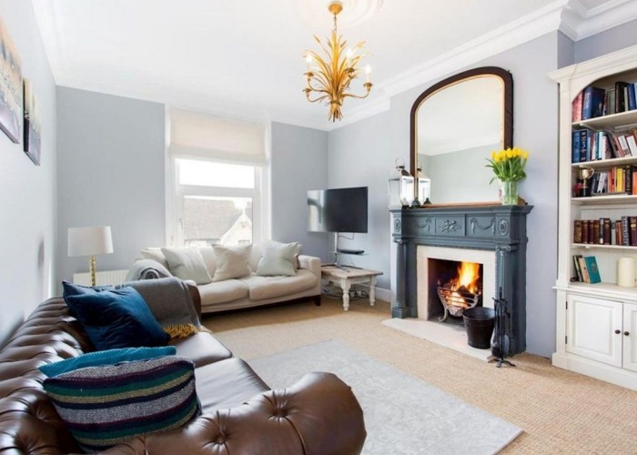 3. Livingroom, Fireplace