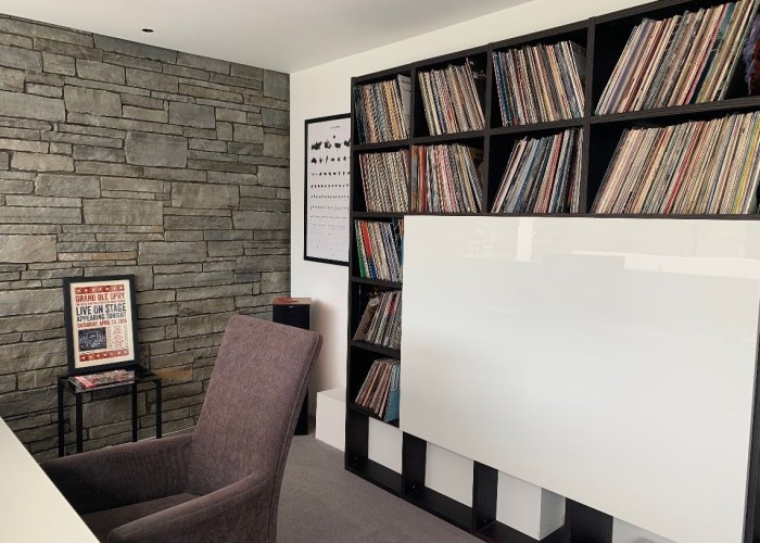 21. Home Office / Study