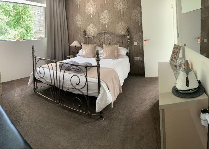 16. Bedroom (Double)