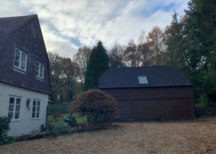 28. Garage (Double)
