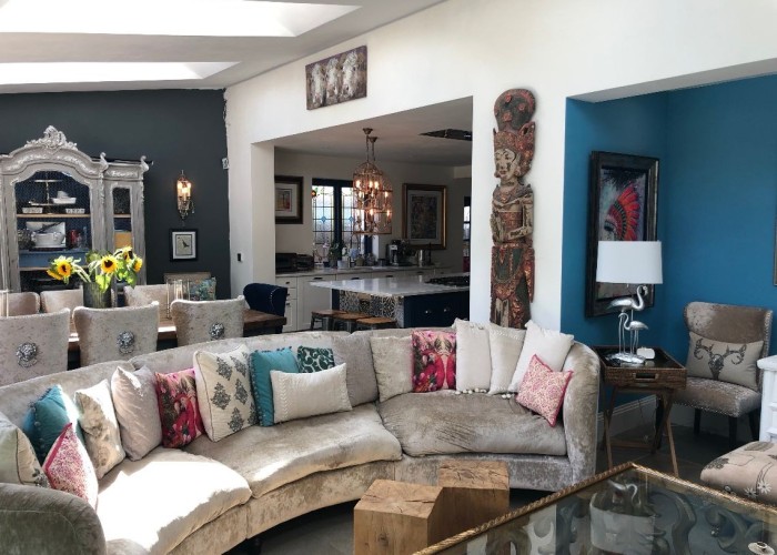6. Livingroom