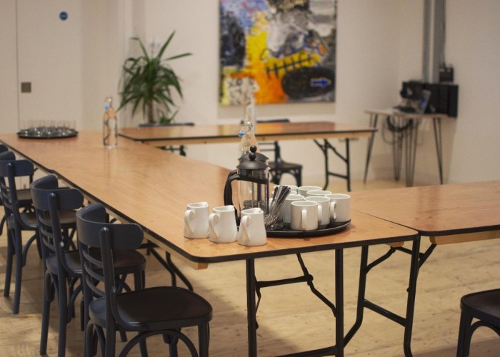 4. Cafe