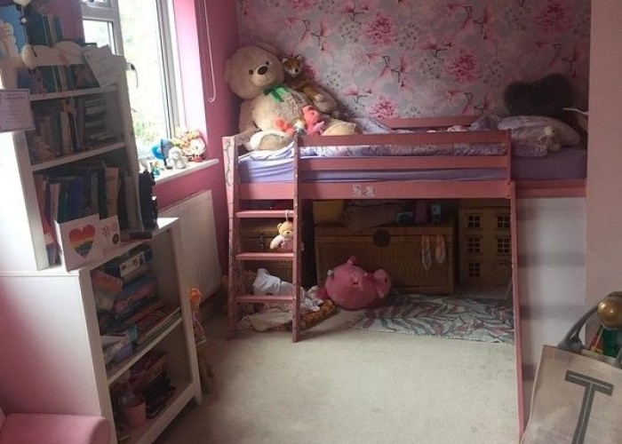 6. Bedroom (Childrens)
