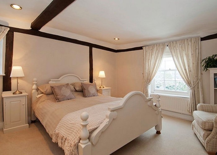 12. Bedroom (Double)