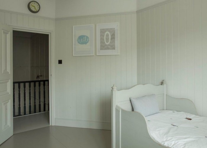 18. Bedroom (Childrens)