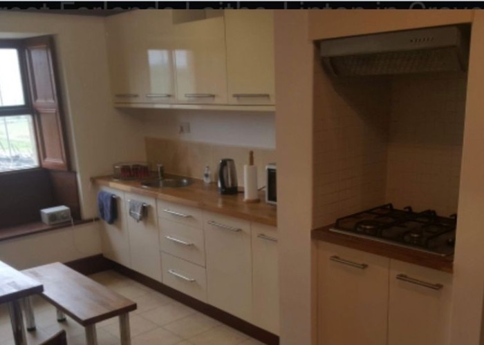 6. Kitchen (Cream or White units), Kitchen With Table
