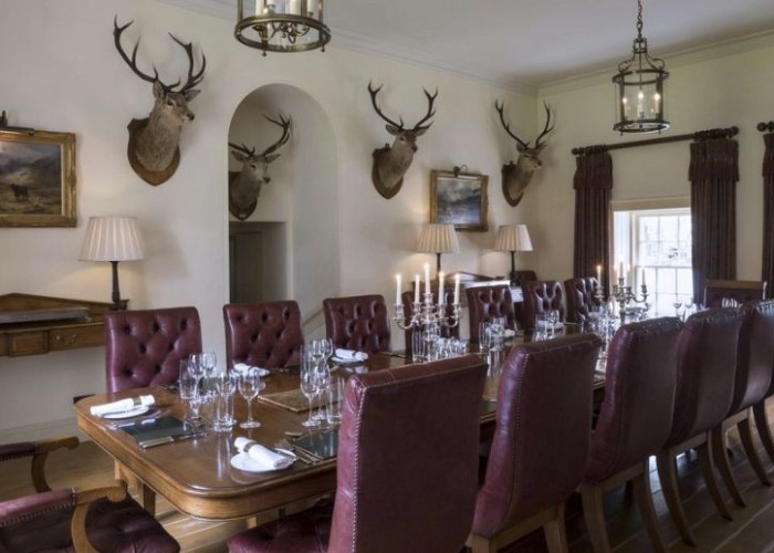 8. Diningroom