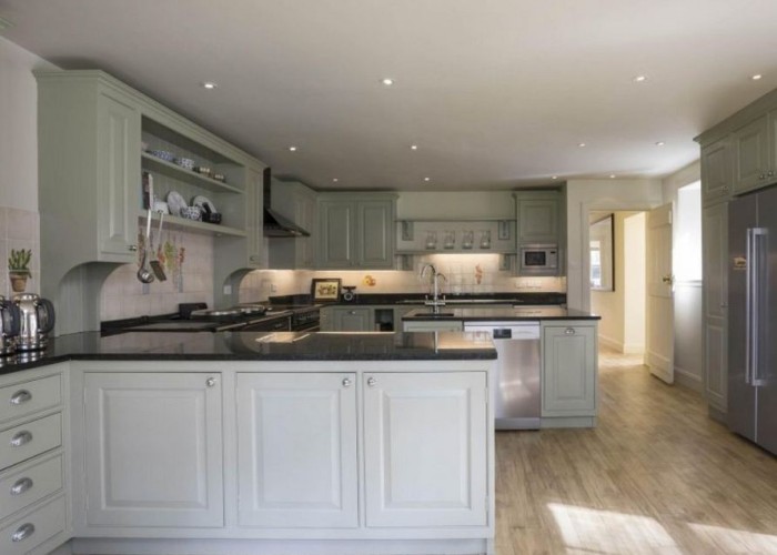 7. Kitchen (With Island), Kitchen (Modern), Kitchen (White units), Kitchen (Gas Hob)