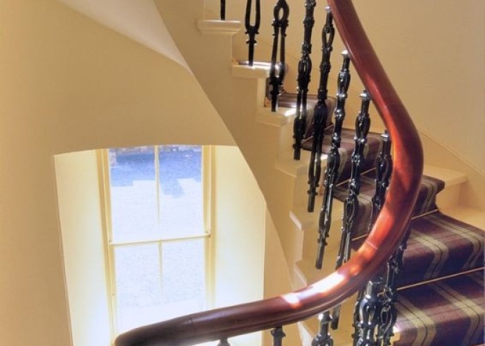 11. Staircase (Spiral)