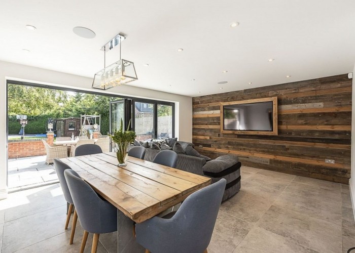 1. Diningroom