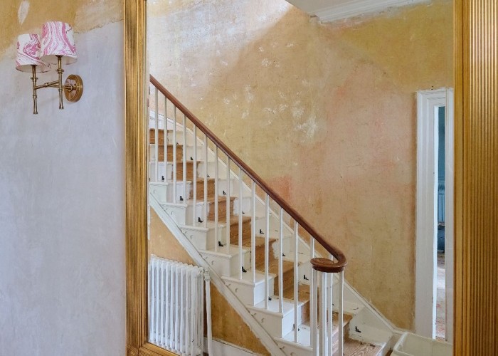 27. Stairway / Staircase