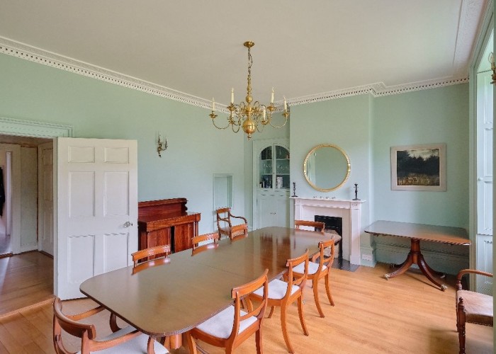 15. Diningroom