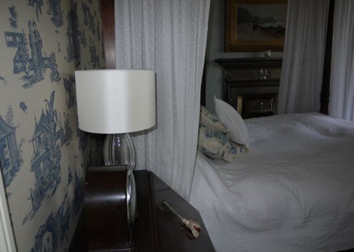 28. Bedroom (Master/En-Suite)