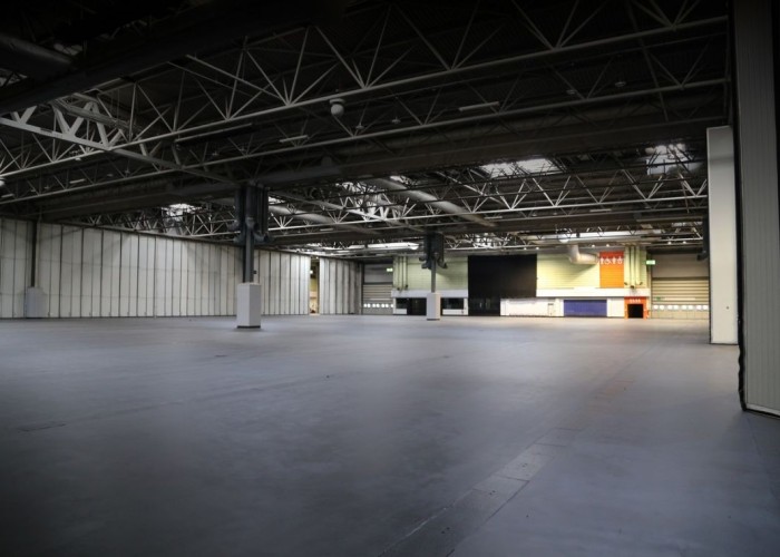 1. Warehouse, Coronavirus-Friendly