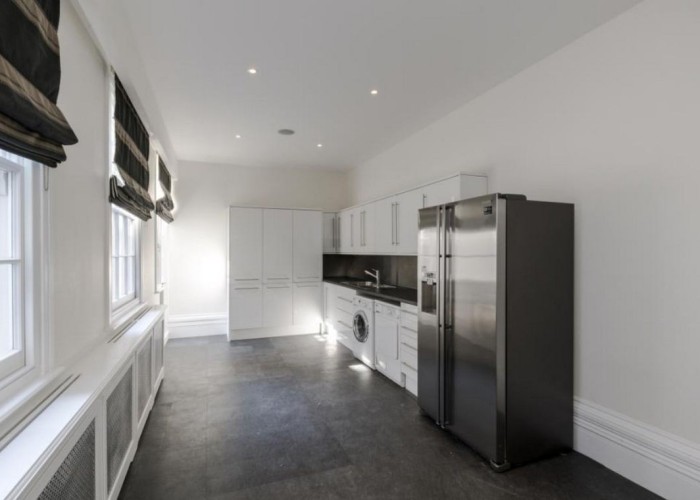 13. Kitchen (2 Kitchens)