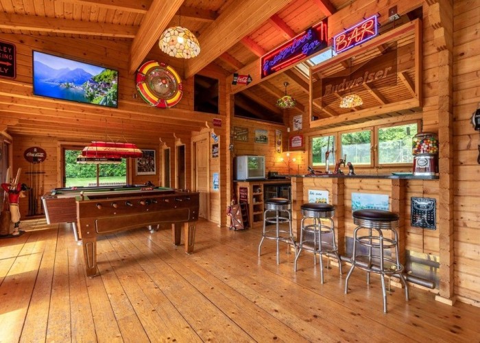 55. Games Room, Bar (Home)