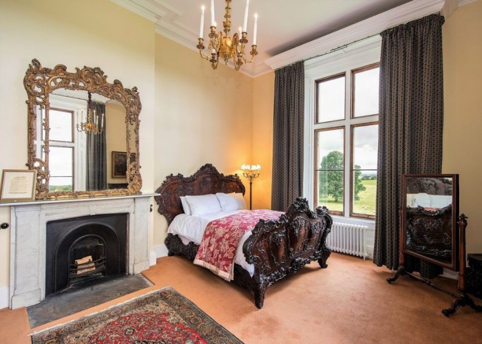 25. Bedroom (Double)
