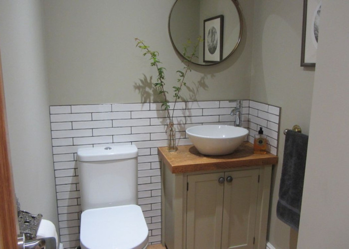 12. Toilet