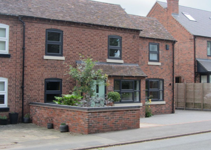 1. Exterior, Driveway