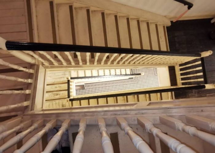 19. Stairway / Staircase