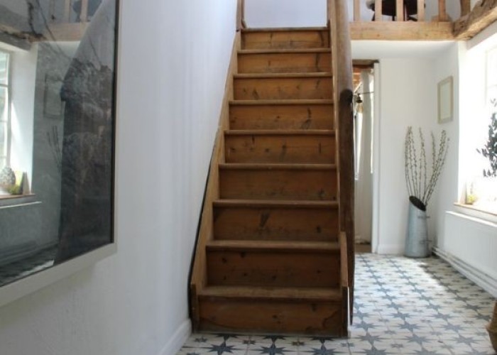 2. Stairway / Staircase