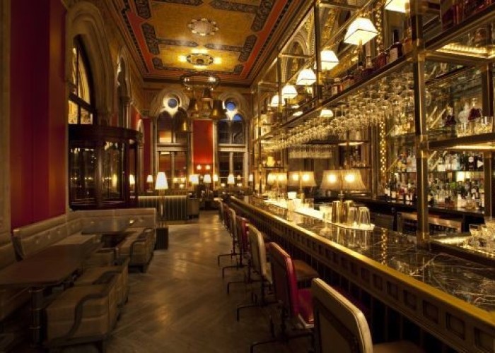 11. Pub / Bar / Club