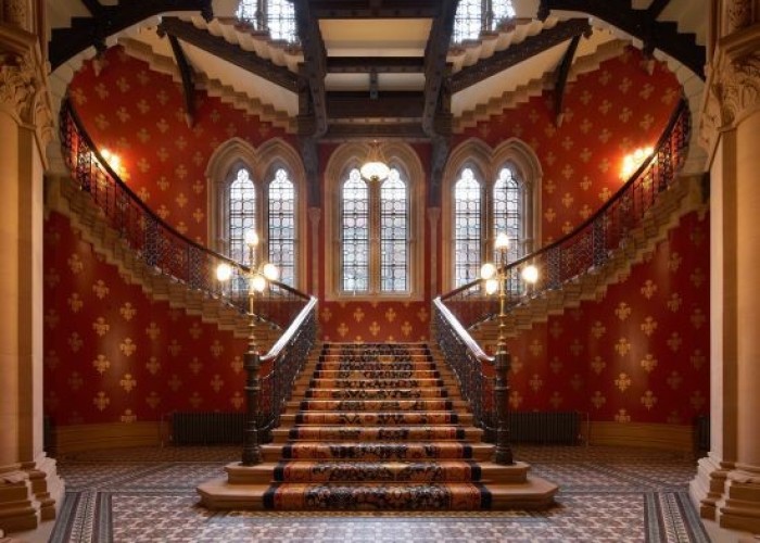 London: Ornate London Hotel For Filming