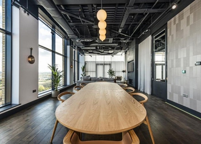 17. Meeting Room